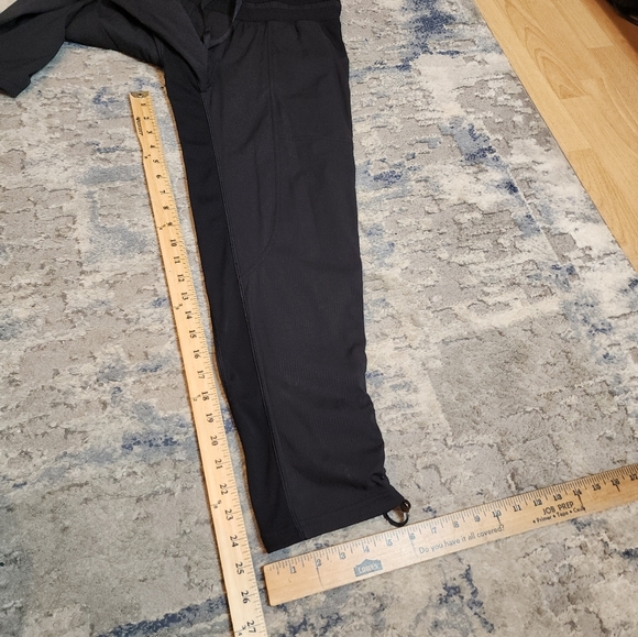Lululemon Dance Studio Crop Black Pants 25" Women's Size 4 - Picture 10 of 16